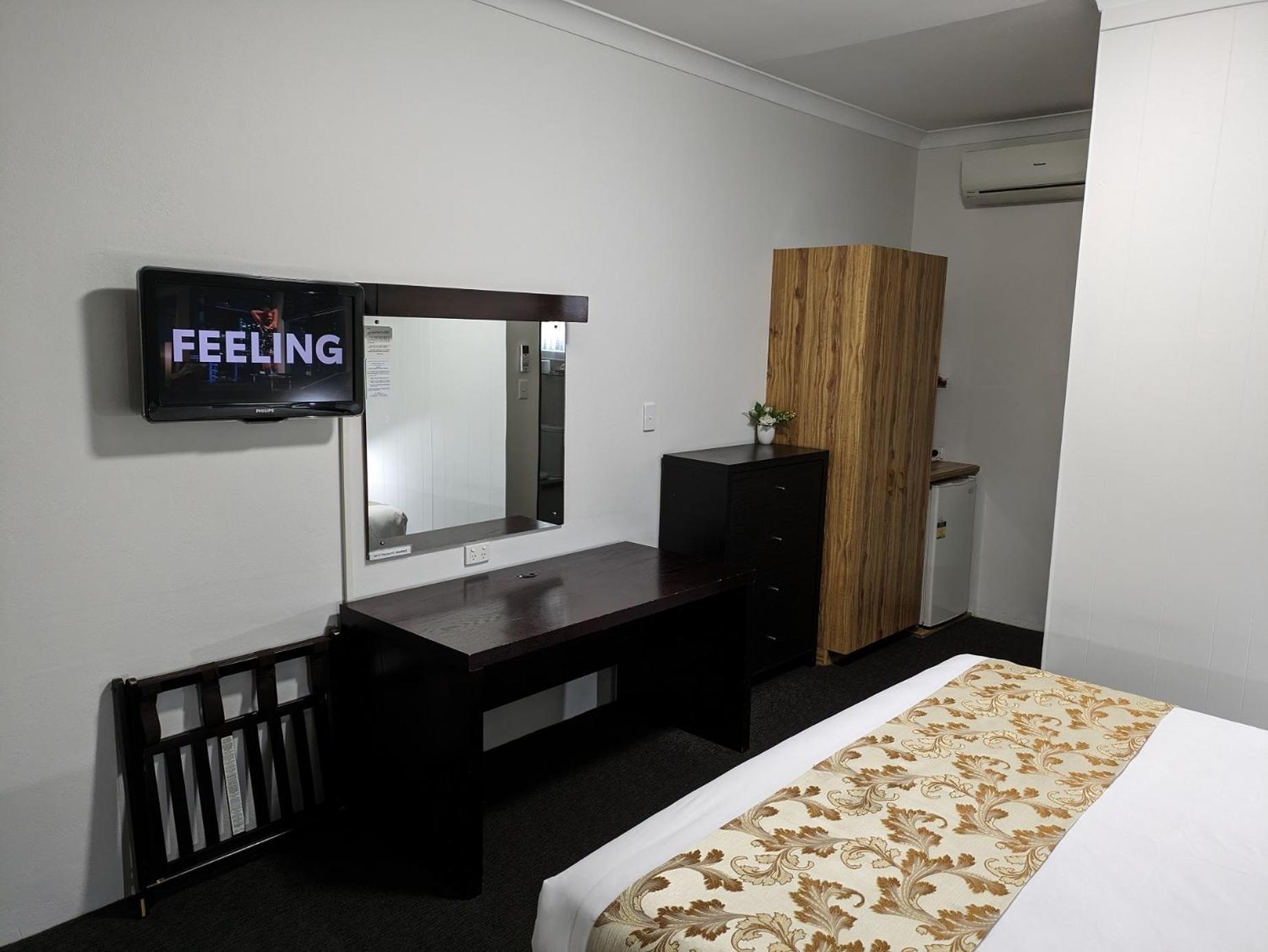 Country Lodge Motor Inn Bathurst Exteriör bild