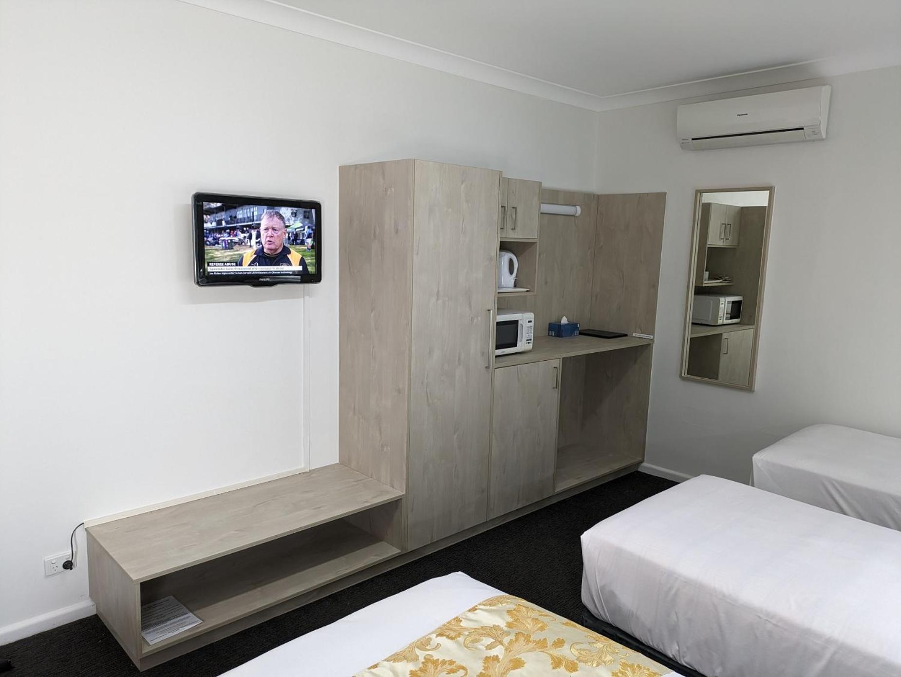 Country Lodge Motor Inn Bathurst Exteriör bild