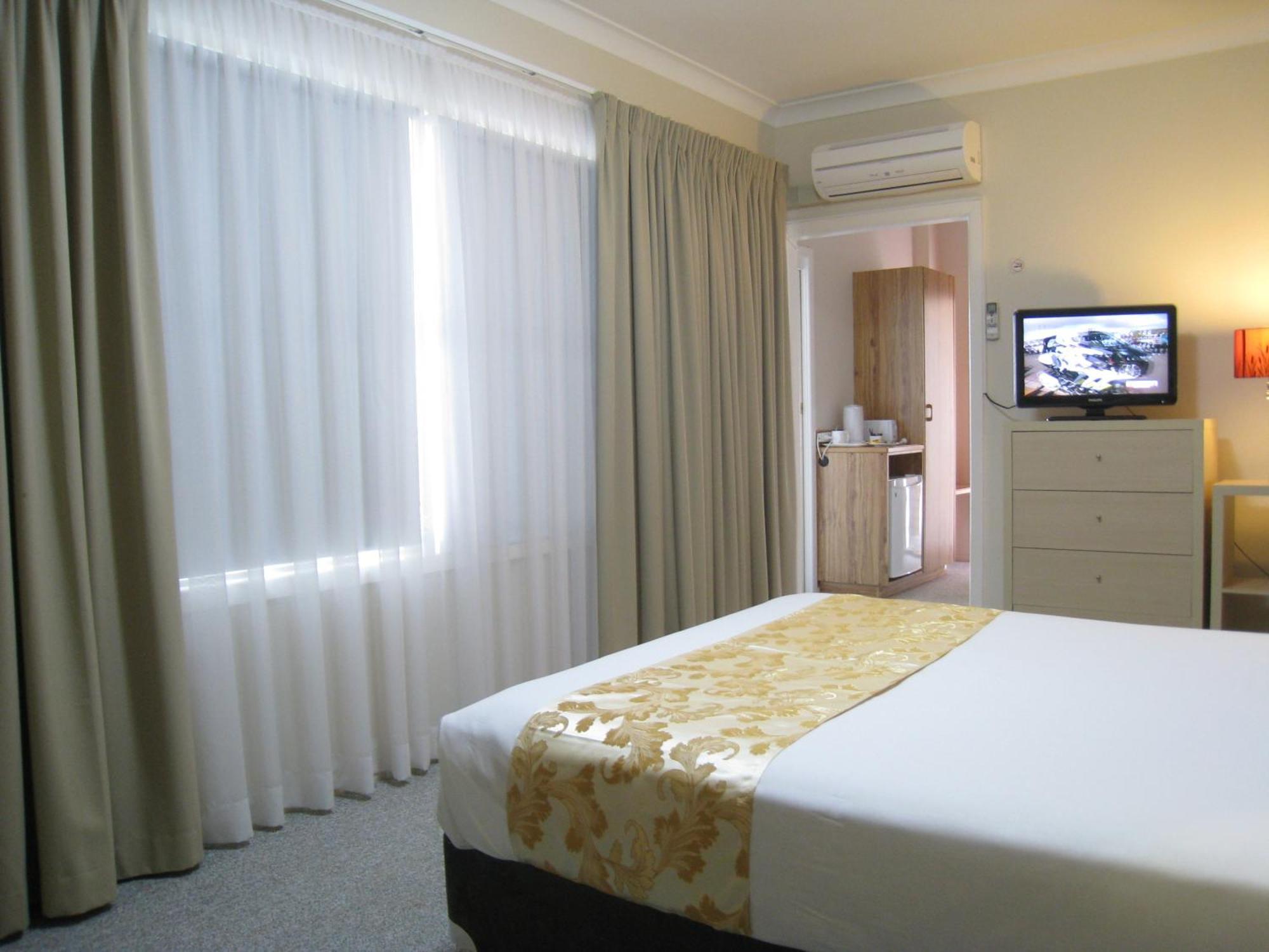 Country Lodge Motor Inn Bathurst Exteriör bild