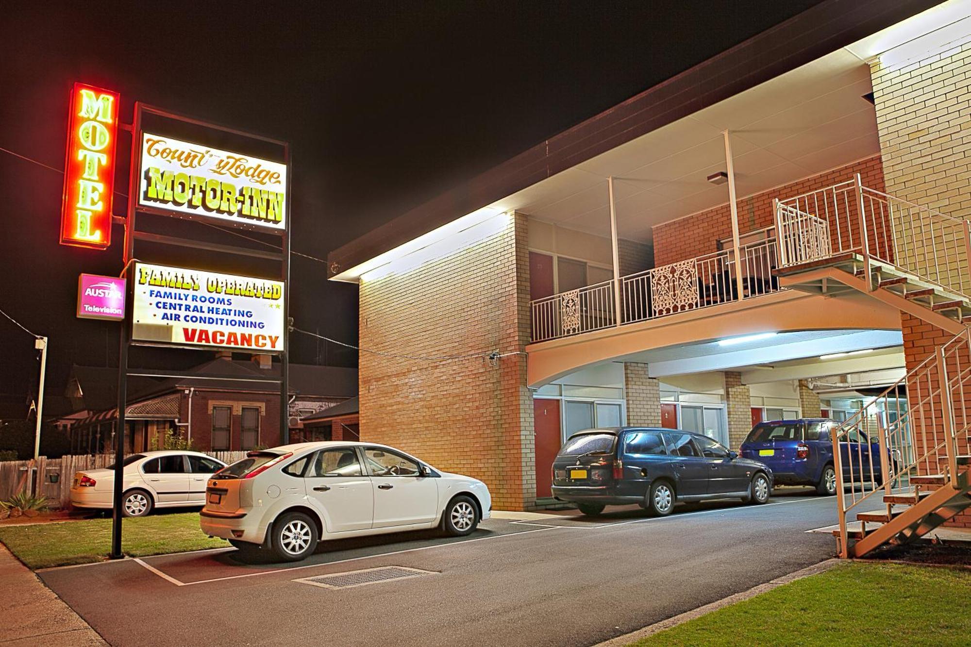 Country Lodge Motor Inn Bathurst Exteriör bild