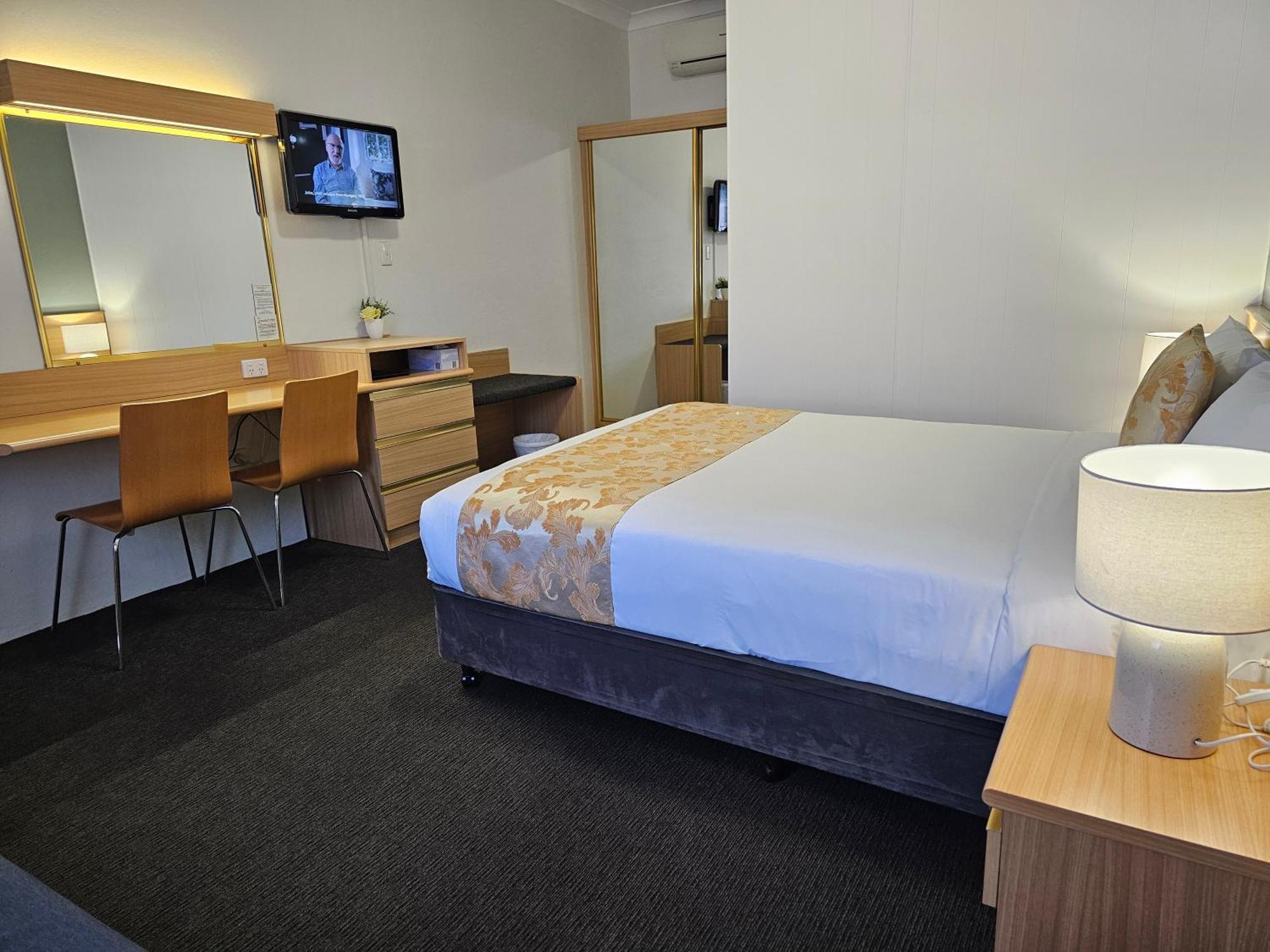 Country Lodge Motor Inn Bathurst Exteriör bild